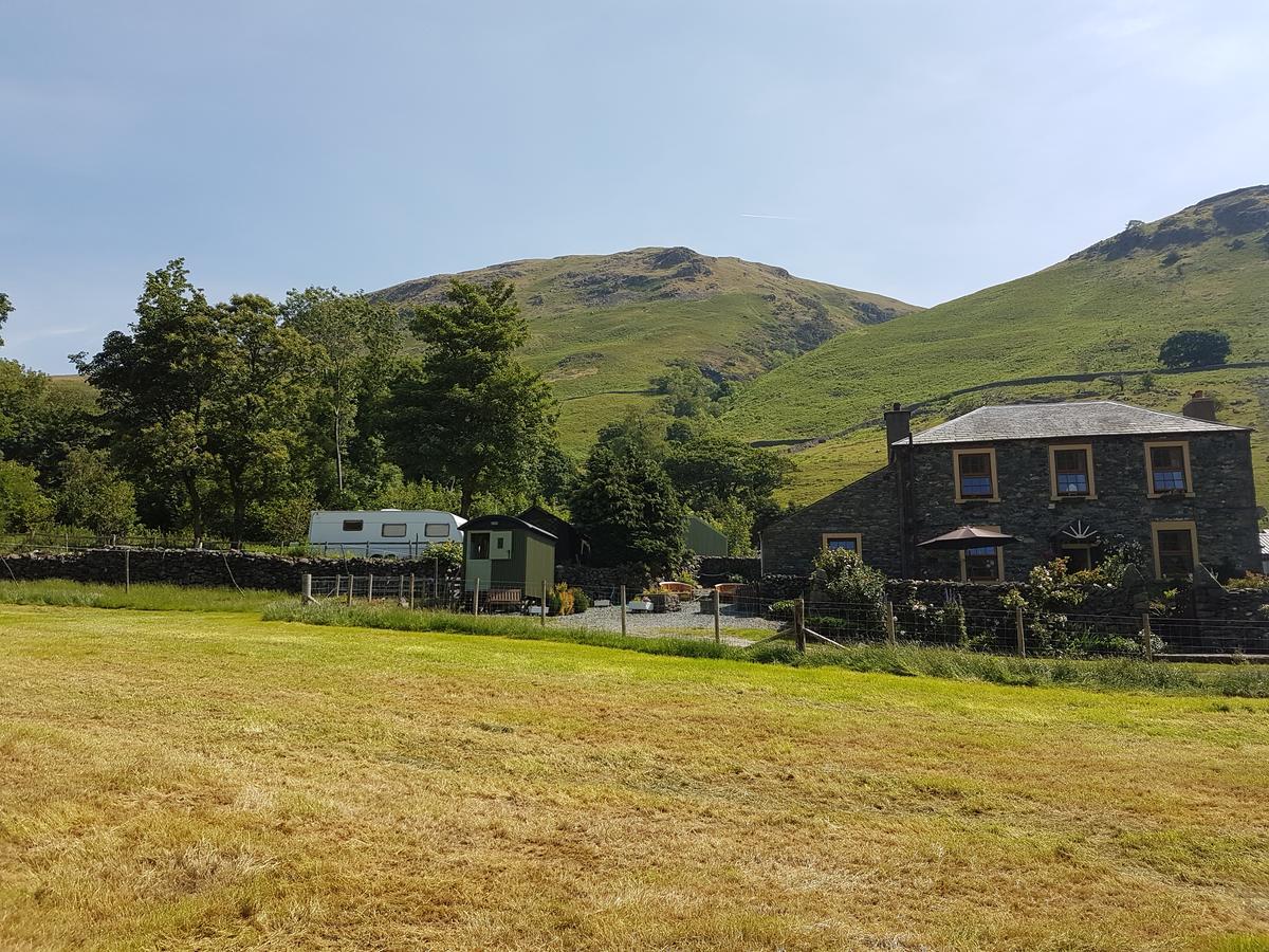 Shepherds Hut Dolly Wagon Keswick  Exterior photo